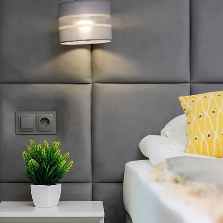 Lejlighed With Parking Business Center By Renters